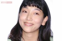 安藤サクラ 「定食屋を飛び出していった少女」がまといはじめた、“奥田瑛二のオーラ”