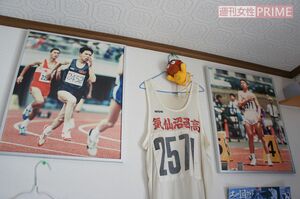 宏規さんの部屋には陸上のユニホームやパネルが（撮影／渡辺高嗣）