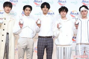 花王 アタックZERO  CM出演中の（左から）杉野遥亮、賀来賢人、松坂桃李、菅田将暉、間宮祥太朗