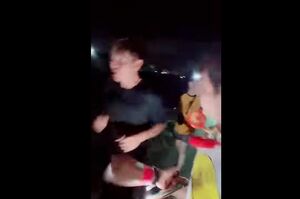 26日深夜ごろ、『24時間テレビ』のランナー・ヒロミに近づいたしんやっちょ（「しんやっちゅーぶ」より）