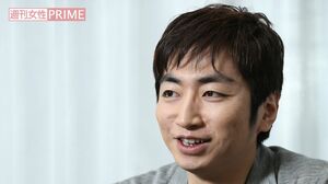 インタビューに答える羽田圭介さん