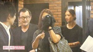 吉田と菜々緒は酒が入っても落ち着いた様子だった