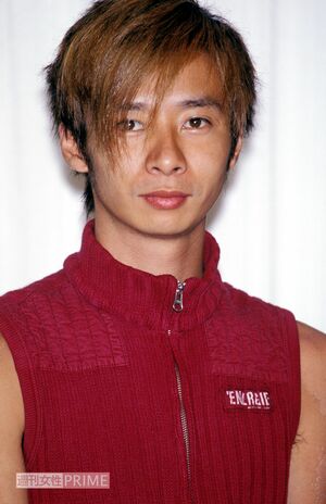 かつてファッションリーダーとして活躍していたころのいしだ壱成（ドラマ『未成年』が放送された1995年）