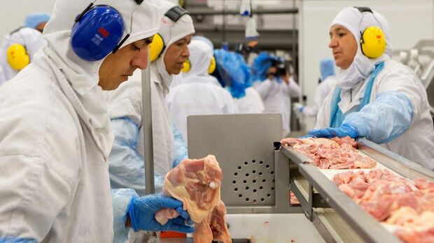 事件を受けて中国やメキシコなどがブラジル産食肉の輸入を停止