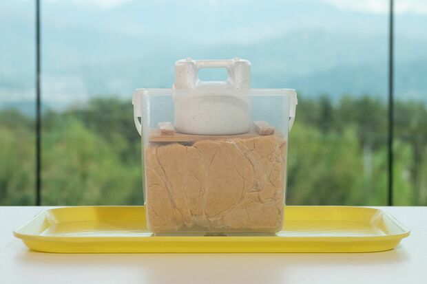 【みそ作り体験館】仕込んだみそは、専用発酵室で約３か月熟成。できあがりを待つ時間もワクワク