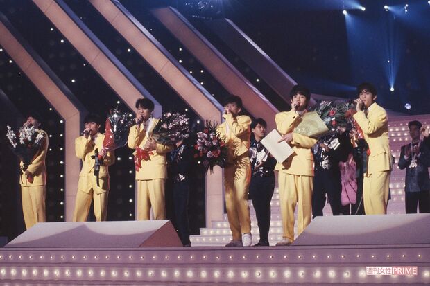 第22回『輝け！日本歌謡大賞』で新人賞を受賞したSMAP（'91年撮影）写真／週刊女性写真班