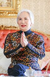 「私は人と違う性に苦しんだけど、悲しみや試練が魂を磨き、オリジナリティーを生むの。生きるからには個性を追求するべきよ」と語るカルーセル麻紀