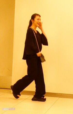 '19年ドラマ『スパイラル〜町工場の奇跡〜』の打ち上げに参加した貫地谷しほり