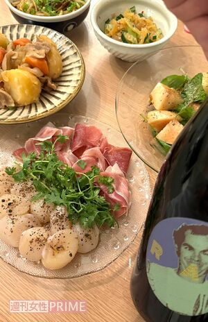 外飲みもおいしいけれど、おうちでゆっくり飲むのも幸せ　撮影／加藤綾菜