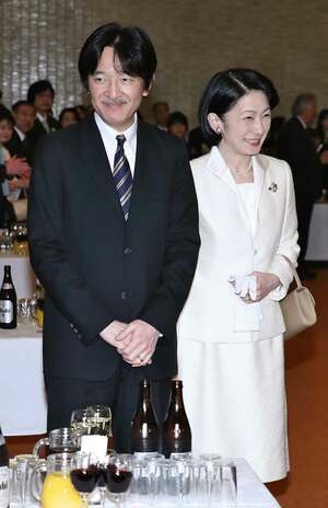 3月8日に『育志賞』の記念茶会に出席されたご夫妻。小室さんにはどんな思いを？