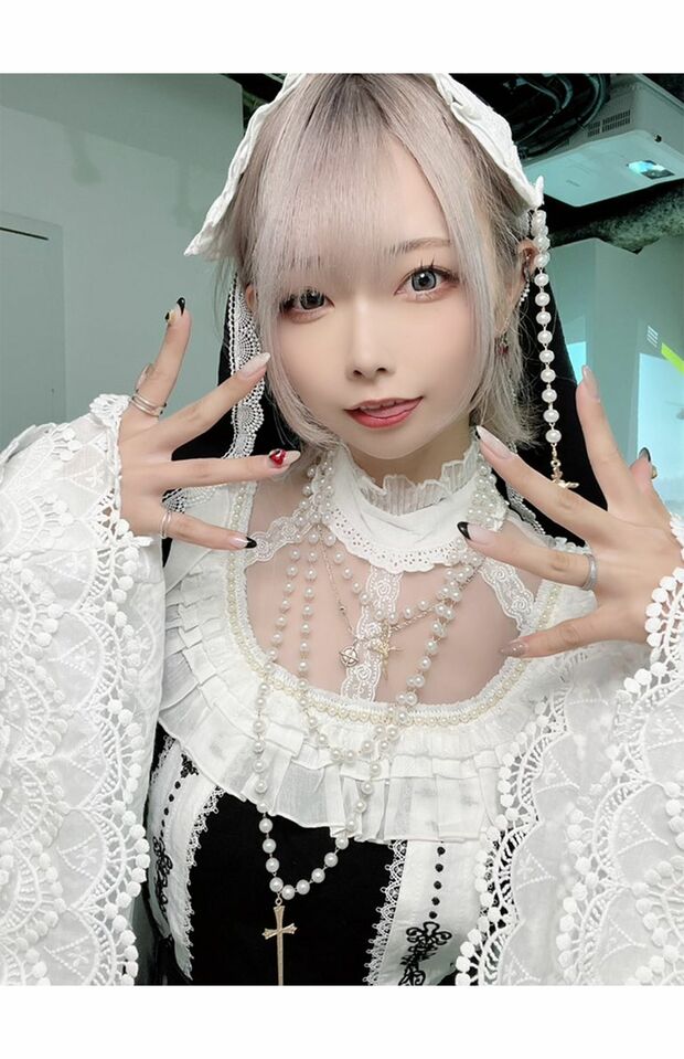 人気コスプレイヤー椿なぎさ（SNSより）