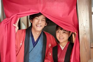 てん(葵わかな)と藤吉(松坂桃李)。(c)NHK