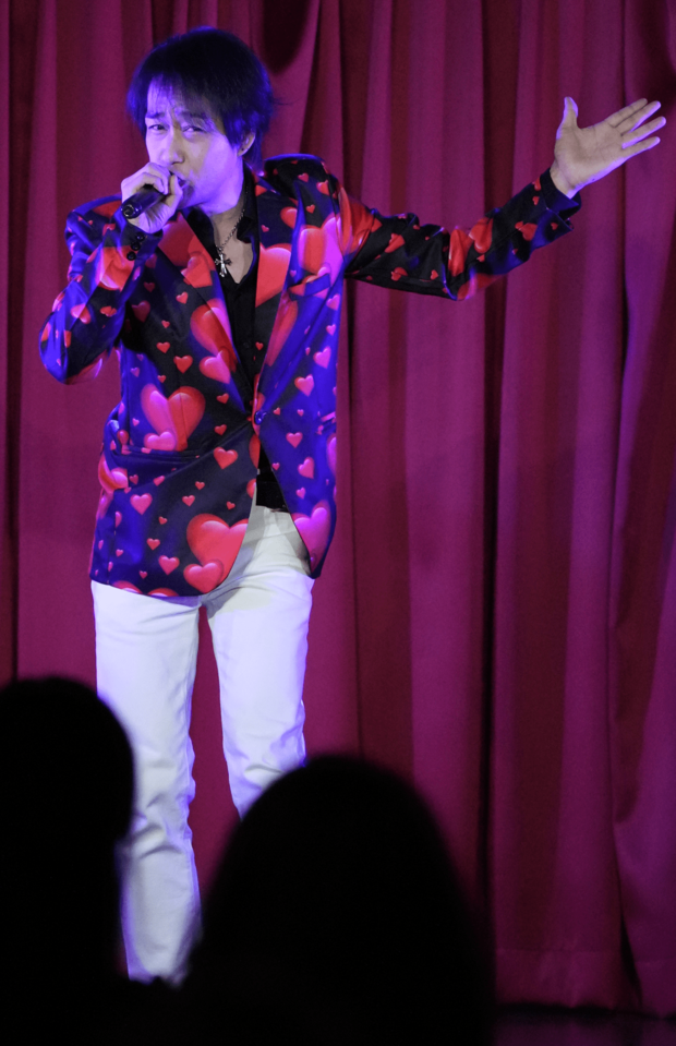 光GENJI元メンバー・山本淳一によるライブ時の様子