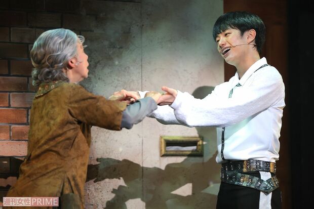 AmBitious／関西ジャニーズJr.の真弓孟之（写真左）