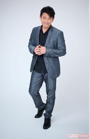 内野聖陽　撮影／渡邉智裕　ヘアメイク／佐藤裕子（スタジオAD）　スタイリング／中川原寛（CaNN）