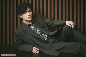 稲垣吾郎　撮影／廣瀬靖士　ヘアメイク／金田順子　スタイリング／黒澤彰乃