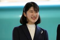 中道・小川代表の「女性天皇を見てみたい」“愛子天皇待望”発言撤回が波紋、皇室専門家が提言する“ご本人…