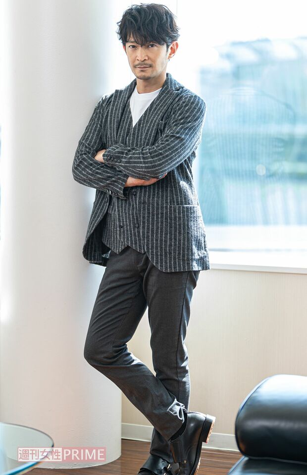 津田健次郎（撮影・佐藤靖彦）