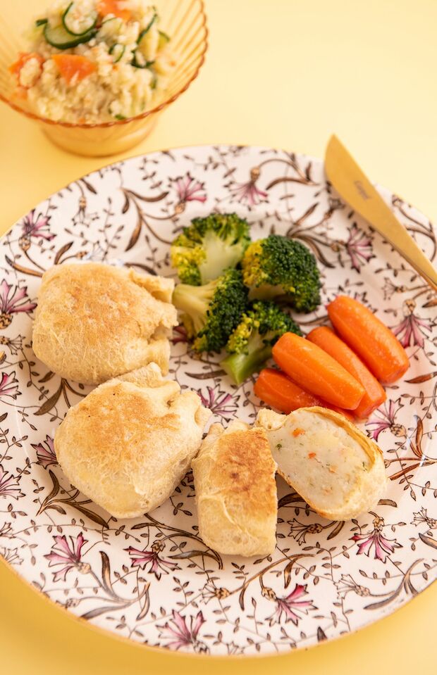 ファンからもらうお菓子でコロッケ！『じゃがりコロッケ』