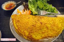 名物のバインセオ