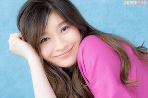 篠原涼子　撮影／高梨俊浩