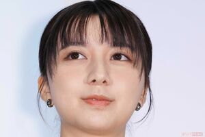 地上波連続ドラマでは初の主演となる上白石萌歌