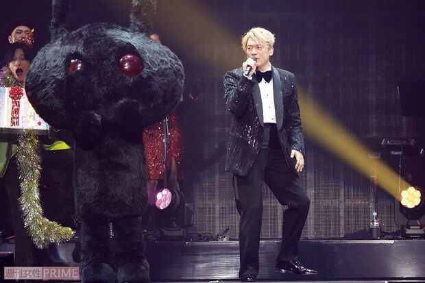 ライブのタイトルで慎吾ちゃんの分身ともいえる“くろうさぎ”が登場！