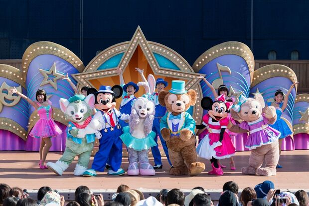 新しいお友達、ステラ・ルーが主役！ ダッフィー、シェリーメイ、ジェラトーニも勢ぞろい。(c)Disney