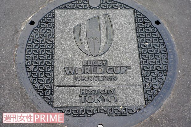 日本大会オリジナルマンホールを見つけると得した気分　撮影／渡邉智裕