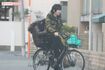 2017年12月中旬、自転車で帰ってきたコウ氏の腰には上原の手が回されていた。カゴには薬局の袋が