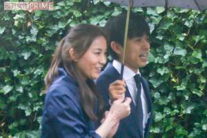 一家で仲睦まじく長男の入学式へ（'16年4月）