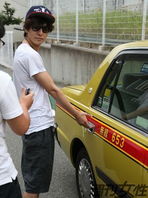 生田斗真、交際中の清野菜名の名前を出すと怪訝な顔つきに