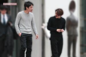 会食を終えた滝沢秀明と三宅健（2017年）