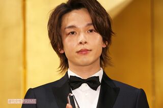 中村倫也と“交際匂わせ”疑惑のあった浜辺美波が「日テレ・水卜麻美アナとの結婚報告に起こした反応」ファンが感じたことは