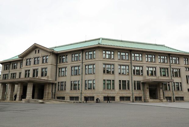 宮内庁庁舎。圭さんは「借金トラブル」についての説明をしたのか