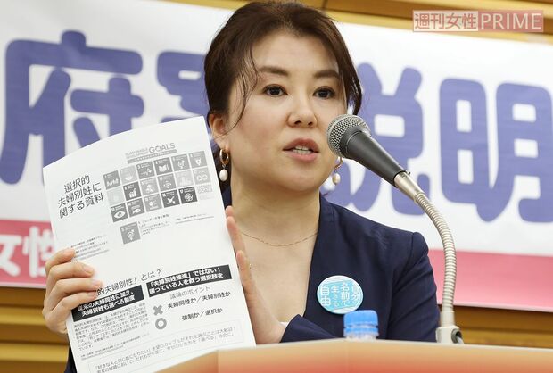 選択的夫婦別姓の法制化を訴える井田さん。陳情アクションでは超党派の勉強会も開催している