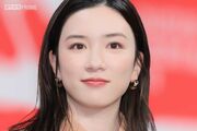 T️BSドラマ『キャスター』道枝駿佑＆永野芽郁らオフショットに「困惑が顔に」絶妙な“距離感”にファンも違和感