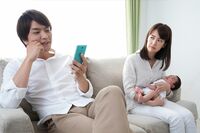 夫の育休がストレス!名ばかりイクメンの「取るだけ育休」にキレる“孤育て”妻たちの実態