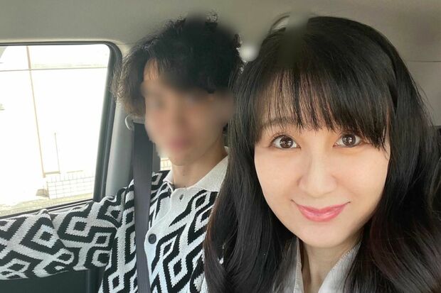 SNSで話題の“32歳差夫婦”あざらしさん「ジェネレーションギャップはある」「私が行きたいところを優先する」語った年の差カップル円満の秘訣（4ページ目）  | 週刊女性PRIME