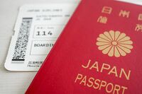 【格安海外旅行】冬休みが1番の狙い目!往復5万円台で人気リゾートに、“お得旅”を見つけるポイント