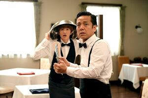 第4話（7月30日放送）では、オーナー室にこもりきりの仮名子に不安を感じる従業員たち　(c)TBS