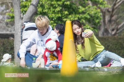 共演する山本舞香と穏やかな雰囲気でドラマ撮影に臨んでいた横山裕