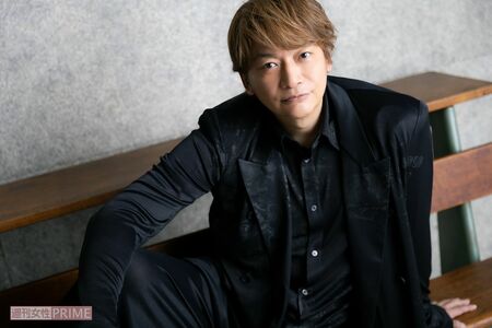 香取慎吾　撮影／矢島泰輔　ヘアメイク／石崎達也　スタイリスト／細見佳代　衣装協力／DIESEL