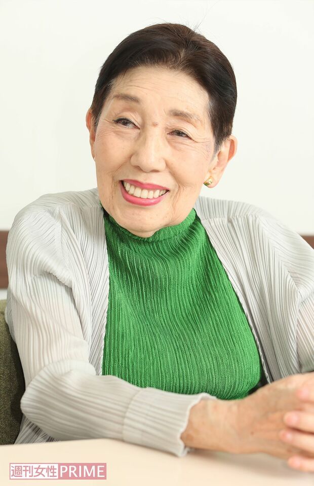 好きなロックのライブでは、最前列で手すりにつかまり短髪ながらヘッドバンギングした思い出も　撮影／坂本利幸