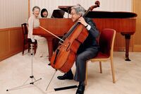 <皇后の素顔>毎年開催される両陛下との「勉強会」美智子さまが持参される