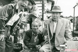 井出さんは信頼されていたため、撮影の現場にも出入り自由だった