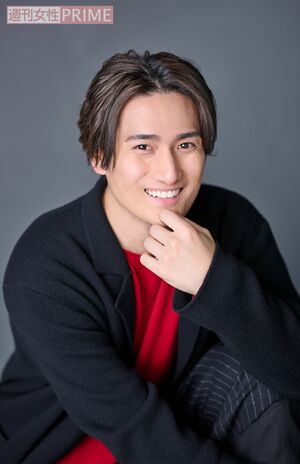 優しく微笑む中村隼人（撮影／渡邉智裕）