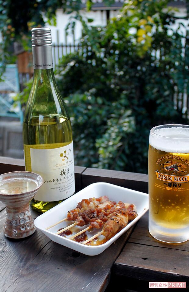 『隠れ家えん』の「美味だれ焼き鳥」は、リンゴの風味が白ワインにも〇