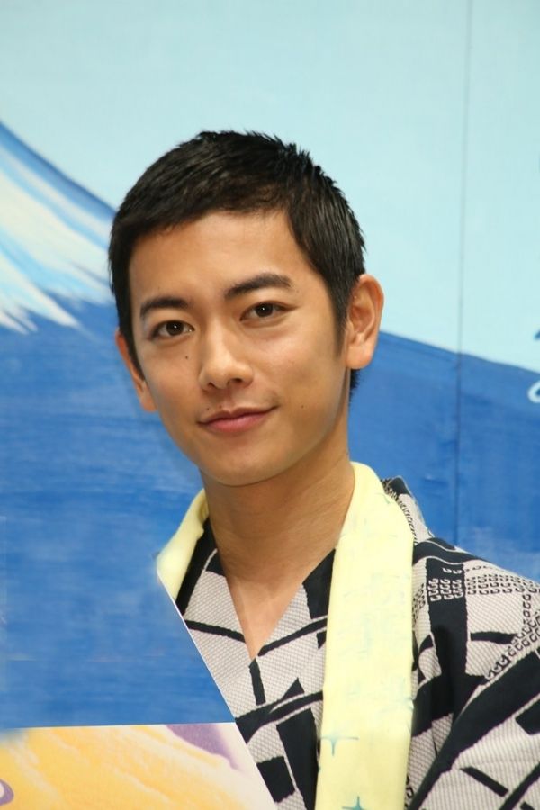 相葉雅紀、佐藤健、矢部浩之も発症した”イケメン病”はなぜ起きる？