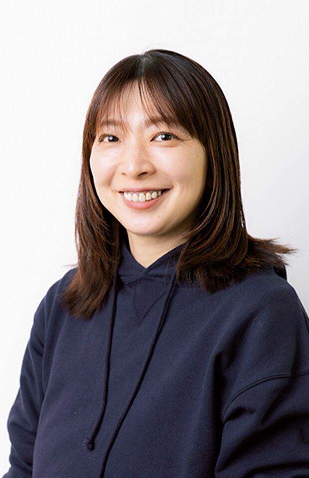 CHIEさん●丁寧な施術＆明るく親しみやすい人柄で、大人女性から絶大な支持を誇る。加齢とともに変化する髪や頭皮の悩みに寄り添い、幅広い似合わせスタイルを提案してくれる。